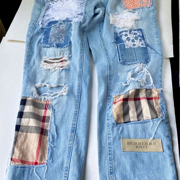 Brooklyn customized jeans with Burberry details size 7 or 9. - Picture 1 of 6